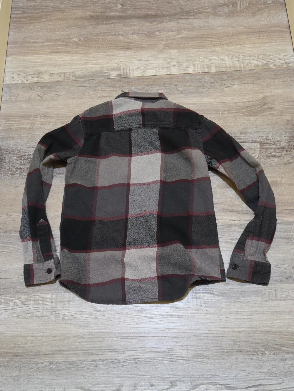 Vans Gray, Black & Maroon 100% Cotton Plaid Button-Down Shirt Boys Size S